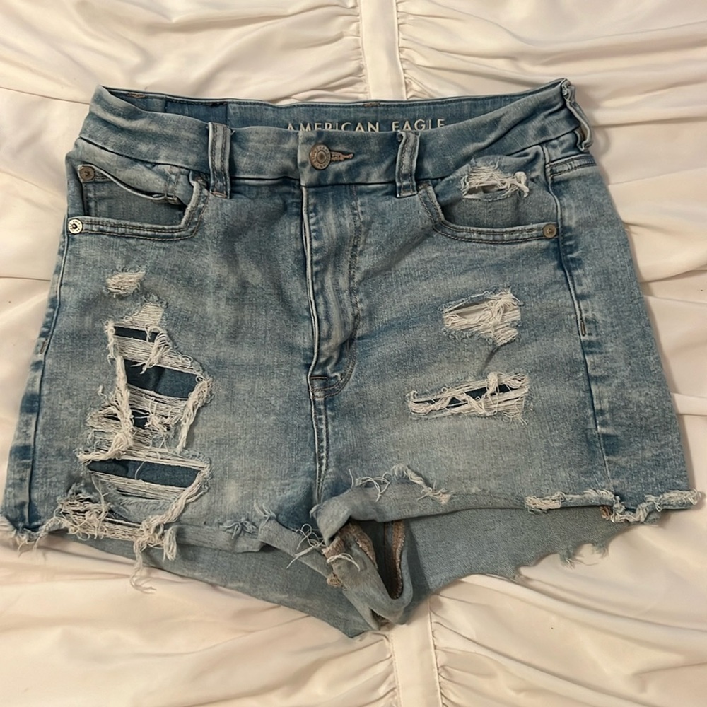 AMERICAN EAGLE SHORTS